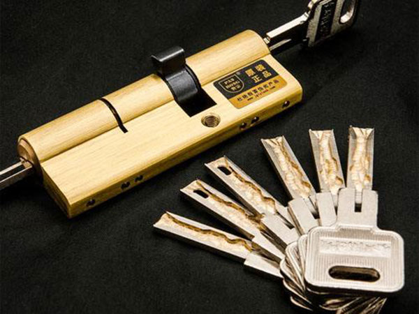 百色24小时上门开锁公司